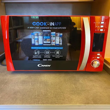 The L I B R A R Y * 贝尔加莫