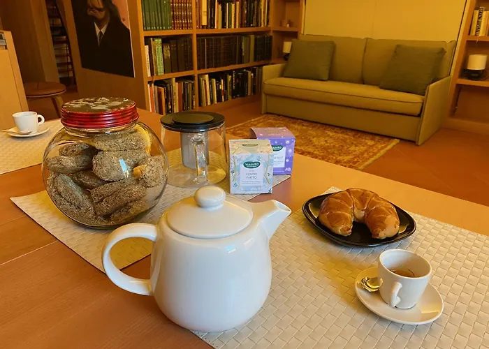 The L I B R A R Y * Bergamo