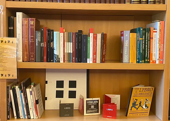 The L I B R A R Y Appartamento